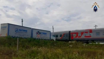 Грузовой автомобиль столкнулся с поездом в Ульяновской области