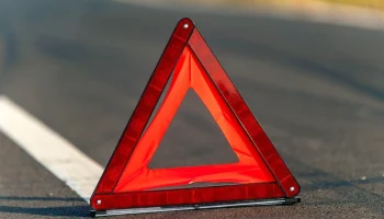 ДТП с мотоциклистом произошло на Большой Косинской улице в Москве