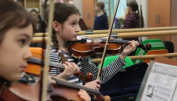 Приемная кампания началась в столичных школах искусств