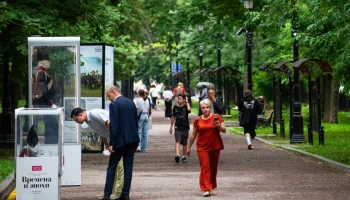 Музей под открытым небом открыли на Бульварном кольце к фестивалю &laquo;Времена и эпохи&raquo;