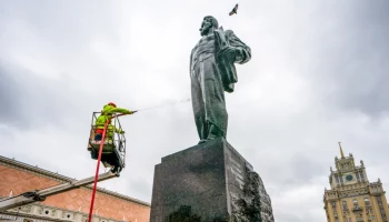 Около двух тысяч инженерных сооружений промоют в Москве в рамках подготовки к зиме