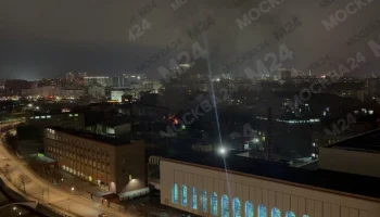 Троих госпитализировали с отравлением продуктами горения во время пожара на востоке Москвы