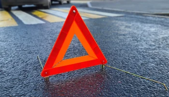 ДТП с участием автобуса произошло на улице Мневники в Москве