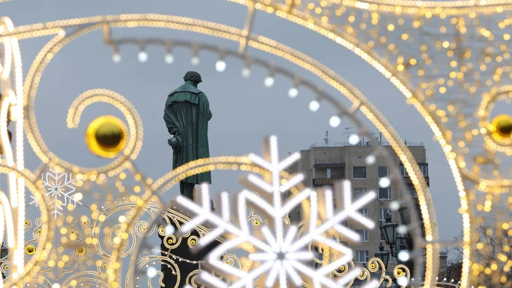 Предстоящие новогодние каникулы в РФ станут самыми длинными за 12 лет Предстоящие новогодние каникулы в РФ станут самыми длинными за 12 лет