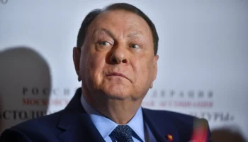 Варшавер заявил, что чувствует себя хорошо и готовится к работе после госпитализации