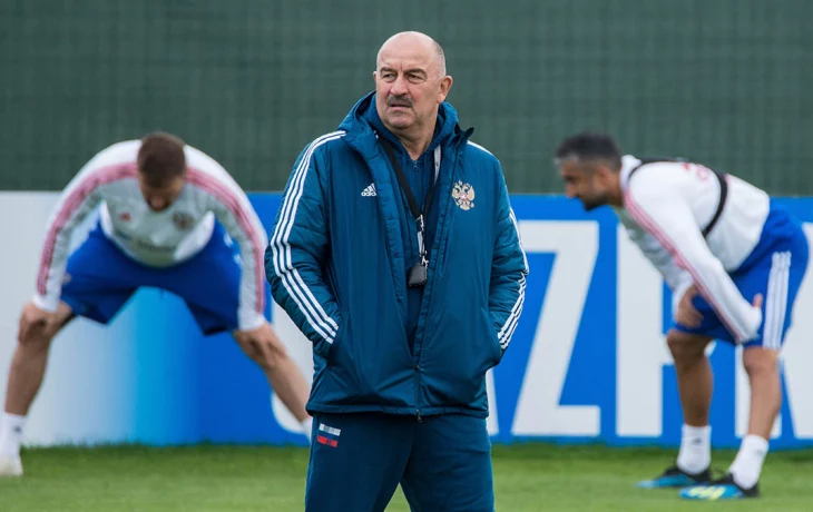 «Крепостное право»: Черчесов одной фразой оценил свою работу за рубежом «Крепостное право»: Черчесов одной фразой оценил свою работу за рубежом