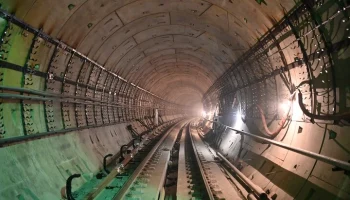 Подросток погиб в перегоне между станциями метро в Москве, проникнув в коллектор