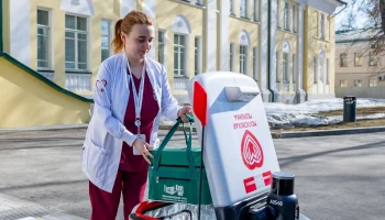 Собянин: Роботы-доставщики повысят эффективность логистики в больницах Москвы