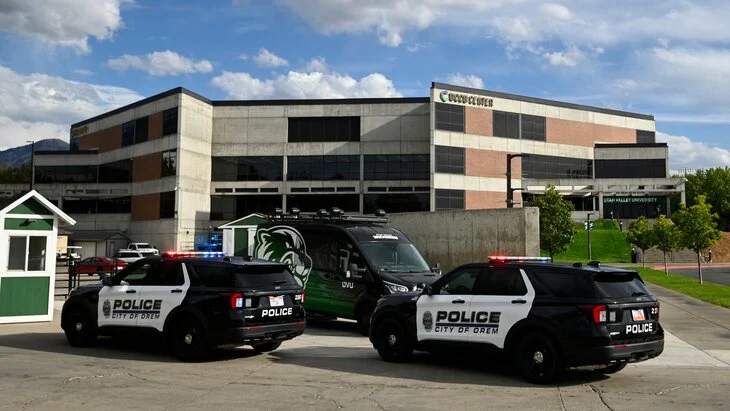 ФБР освободило задержанного по подозрению в убийстве активиста Кирка ФБР освободило задержанного по подозрению в убийстве активиста Кирка