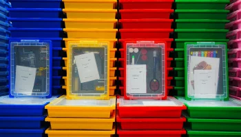 В ОЭЗ &laquo;Технополис Москва&raquo; разработали набор опытов по химии для школьников