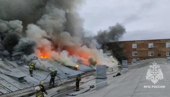 Пожар произошел в томском ТЦ &laquo;Оранжевое небо&raquo; на площади 1,6 тысячи &laquo;квадратов&raquo;