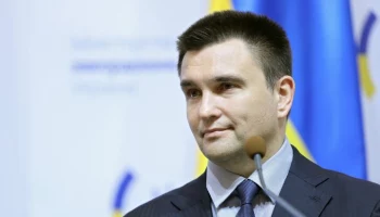 СК РФ предъявил обвинение экс-главе МИД Украины Климкину за преступления в Донбассе