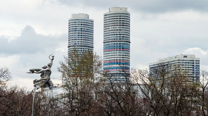 Синоптики спрогнозировали переменную облачность в Москве 3 мая