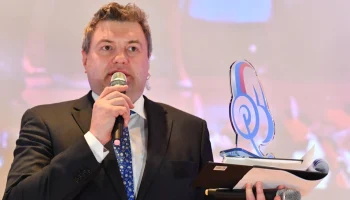 Стало известно состояние попавшего в реанимацию комментатора Скворцова