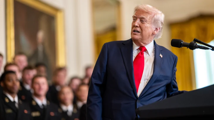 Белый дом объявил о переносе переговоров Трампа и Зеленского