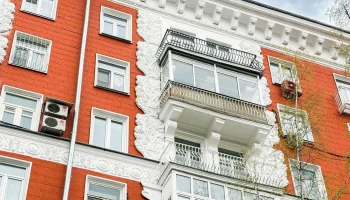 Дом в неоклассическом стиле в Гагаринском районе капитально отремонтировали