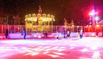 Катки на площадках проекта "Зима в Москве" открыты в любую погоду
