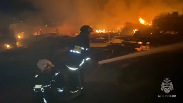 Открытое горение ликвидировано на складе под Дмитровом Открытое горение ликвидировано на складе под Дмитровом