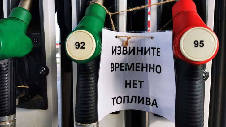 Цены на бензин АИ-92 в Крыму снизят до 100 рублей Цены на бензин АИ-92 в Крыму снизят до 100 рублей