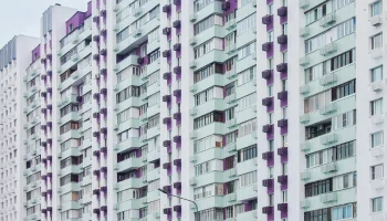 Какими системами освещения оснащают дома Москвы в рамках программы капремонта