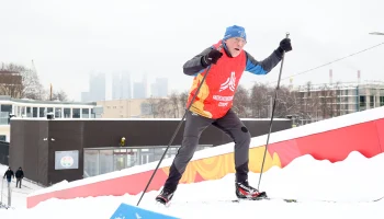 Горожан приглашают заняться спортом на площадках проекта «Зима в Москве» Горожан приглашают заняться спортом на площадках проекта «Зима в Москве»