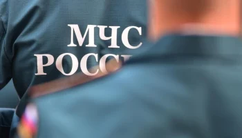 В Москве спасли двух человек, дрейфовавших на льдине