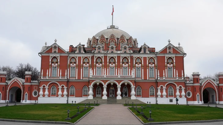 На «Мосбилете» доступны билеты на экскурсии в Петровский путевой дворец На «Мосбилете» доступны билеты на экскурсии в Петровский путевой дворец