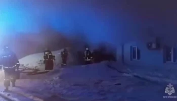 Во Владимирской области тушат крупный пожар в производственном здании