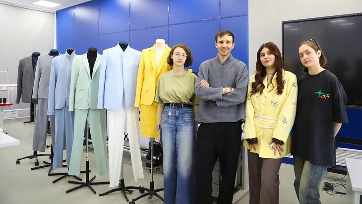 Студенты московского технологического колледжа № 21 дебютировали на неделе моды в Китае Студенты московского технологического колледжа № 21 дебютировали на неделе моды в Китае