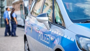 Bild: полиция в ФРГ открыла огонь по мужчине, пытавшемуся поджечь кинотеатр