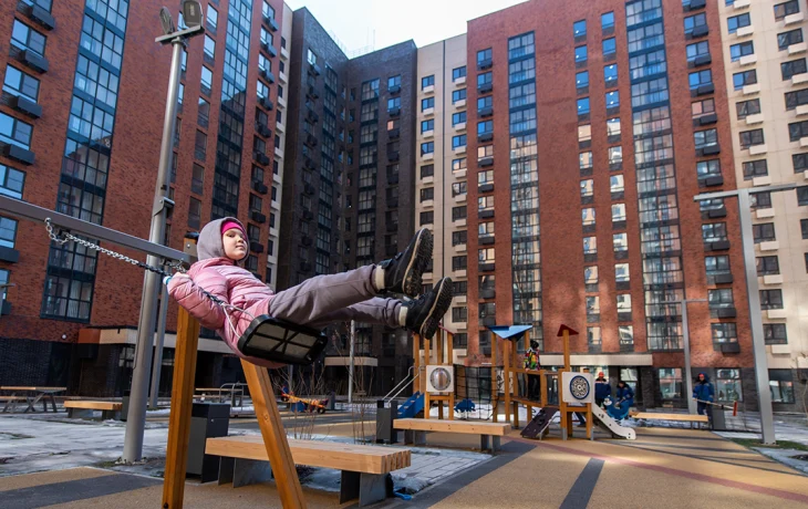 Квартиры по реновации получили жители трех домов на Криворожской улице Квартиры по реновации получили жители трех домов на Криворожской улице