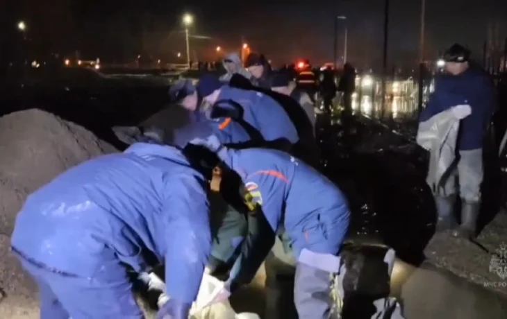 Прорыв дамбы и подтопления в Минусинске: подробности происшествия Прорыв дамбы и подтопления в Минусинске: подробности происшествия