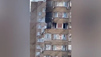 Семь человек эвакуированы при пожаре в доме на Загородном шоссе