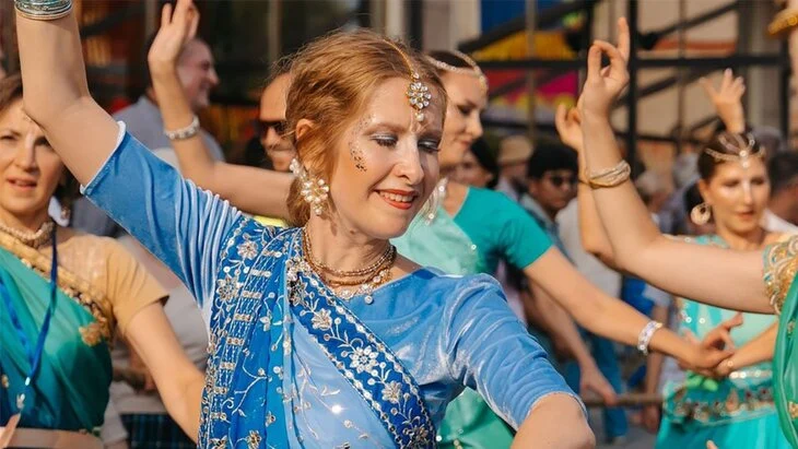 Фестиваль Индии открылся в рамках проекта "Лето в Москве" Фестиваль Индии открылся в рамках проекта "Лето в Москве"