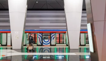 Интервалы движения поездов временно увеличивали на БКЛ