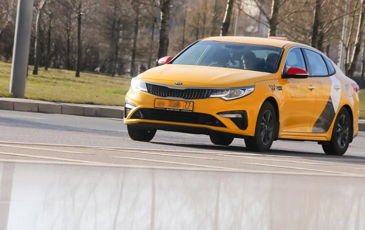 Водитель автомобиля такси совершил наезд на ребенка на юго-востоке Москвы Водитель автомобиля такси совершил наезд на ребенка на юго-востоке Москвы