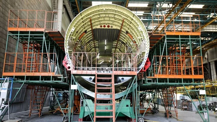 Собянин подписал закон о налоговых льготах для самолетов отечественного производства Собянин подписал закон о налоговых льготах для самолетов отечественного производства