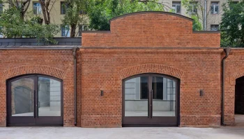 Служебному корпусу в Потаповском переулке вернули исторический облик