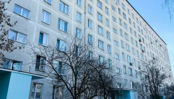 В жилом доме в районе Отрадное произвели замену всего лифтового оборудования