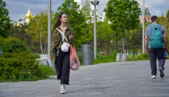 Синоптики сообщили о теплой и сухой погоде в Москве 22 мая