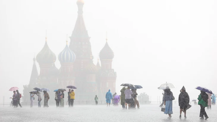 Синоптики обещают москвичам облачную погоду с дождем 29 октября Синоптики обещают москвичам облачную погоду с дождем 29 октября