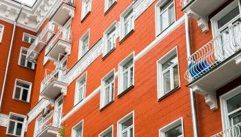 В Гагаринском районе прошел капитальный ремонт дома, в котором жил советский военачальник, дважды Ге