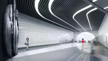 Историческое панно смонтировано на стене между станциями метро "Авиамоторная"