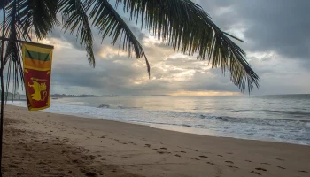 Шри-Ланка с 1 июня введет платные визы для туристов