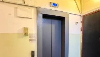 Замену всего лифтового оборудования произвели в жилом доме в районе Люблино