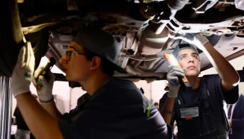 Столичные колледжи совместно с работодателями обновили 100 процентов образовательных программ по тра Столичные колледжи совместно с работодателями обновили 100 процентов образовательных программ по тра