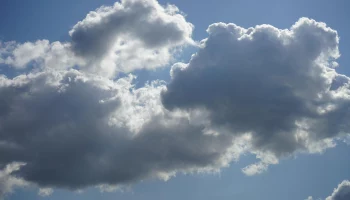 Синоптики спрогнозировали переменную облачность в Москве 6 марта