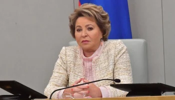 Матвиенко призвала бизнесмена Мордашова "подтянуть что-то из офшоров" в Россию
