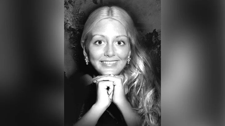 Умерла автор серии книг "Дневники вампира" Лиза Джейн Смит