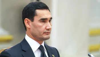 Президент Туркмении Бердымухамедов прибыл в Москву на День Победы